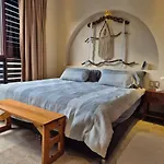 Premiere Villa Near The Beach